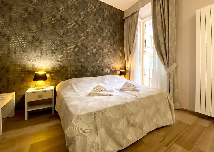Hotelier 51